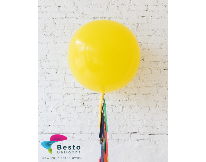 Yellow Giant Balloon and Rainbow Palette 