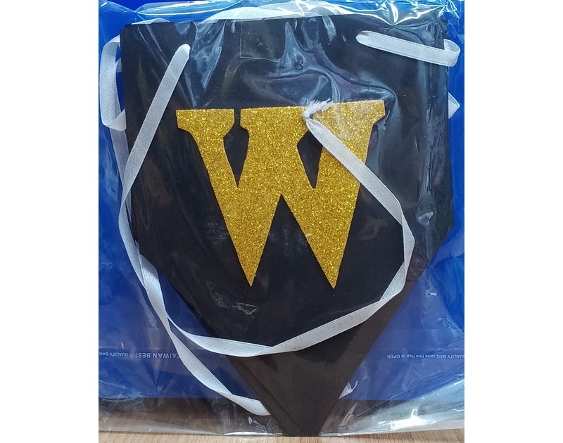 Black Welcome Chain